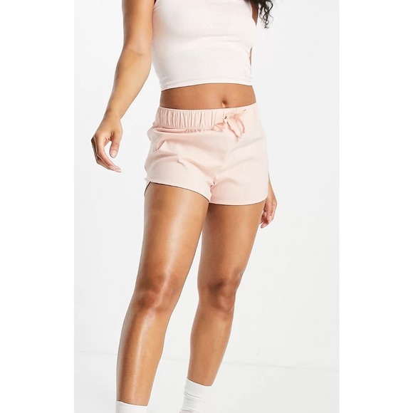 The North Face Class V mini shorts in light pink Size large - Picture 1 of 4